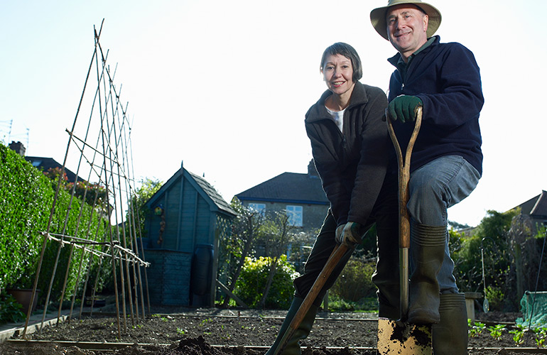 5 Ways To Enrich Garden Soil
