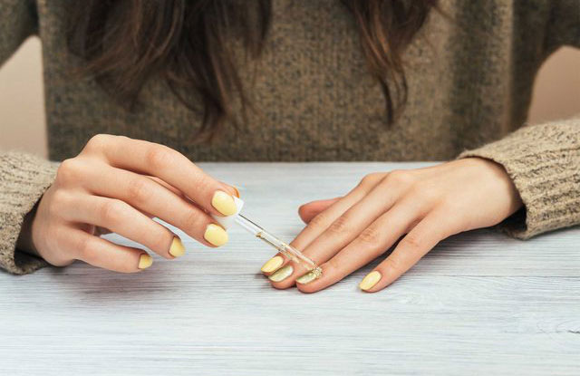 Dry nail polish