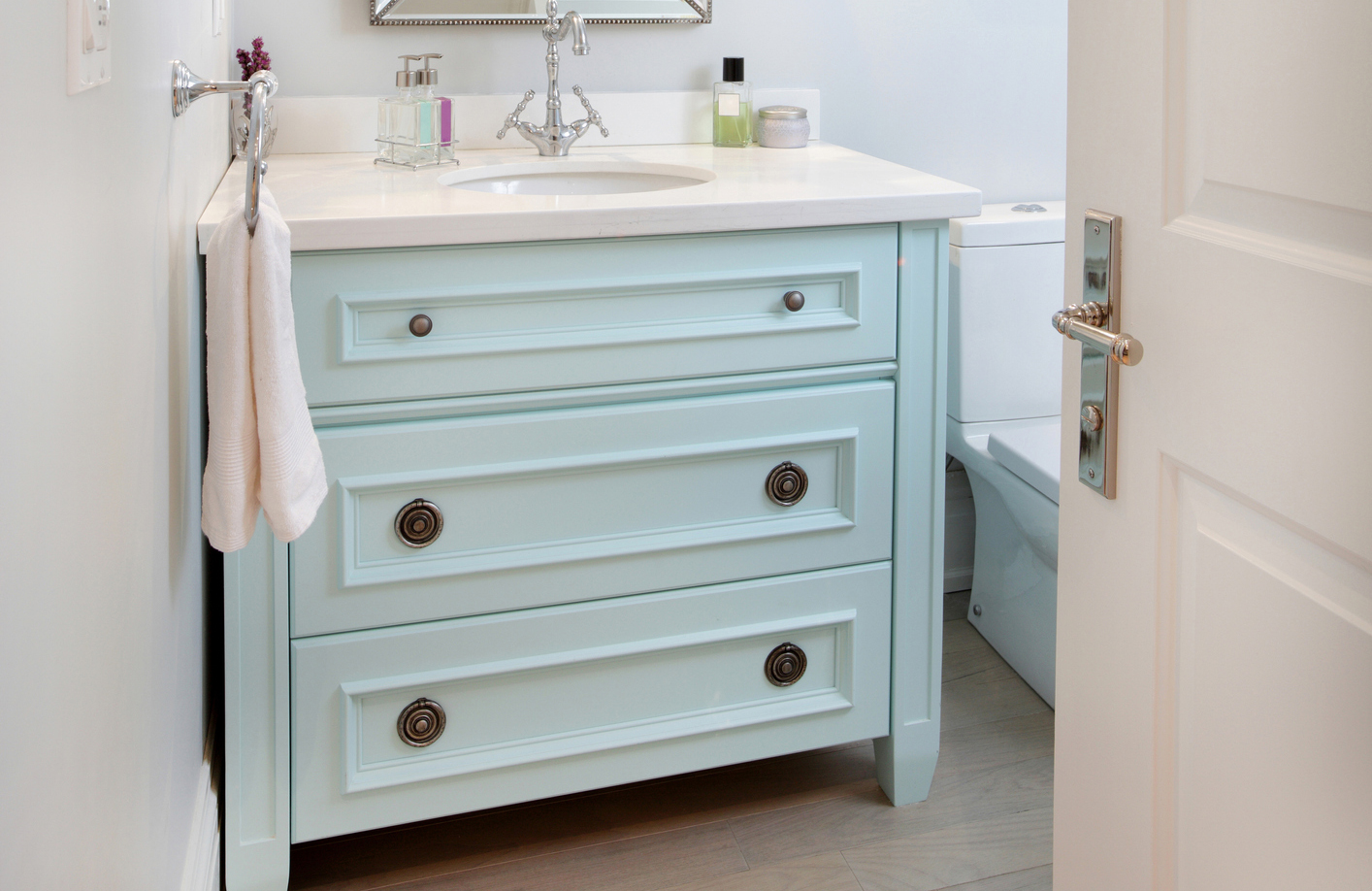 Make over a bathroom vanity - New Zealand Handyman Magazine