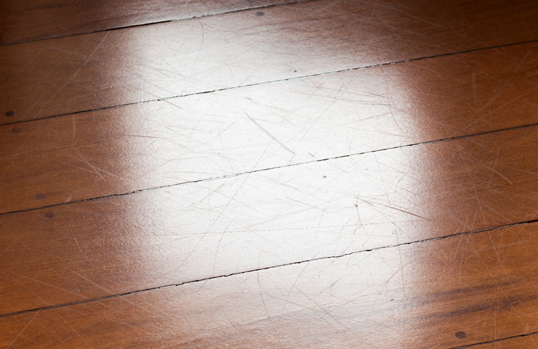 10 Tips For Wood Floor Scratch Repair, How To Fix Hardwood Floors From Dog Scratches