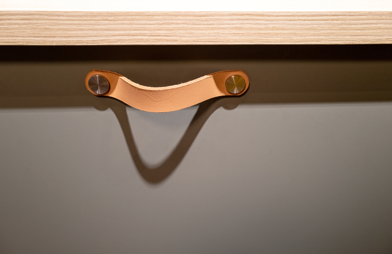 Leather pulls