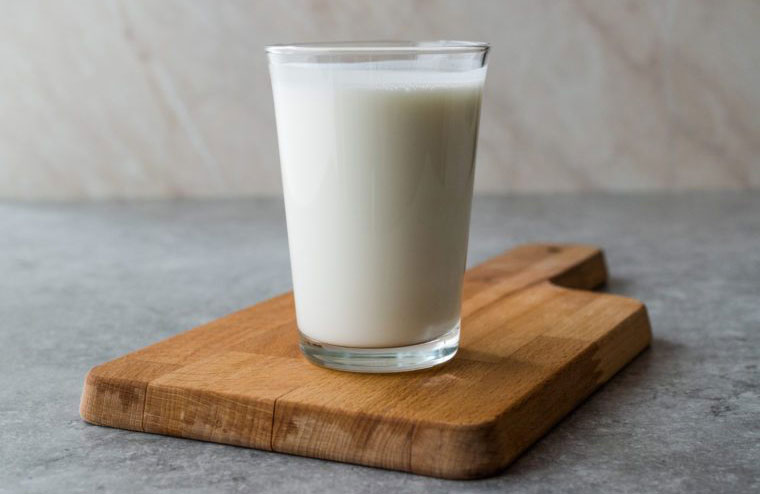 Milk, sugar, dishwashing liquid and black pepper