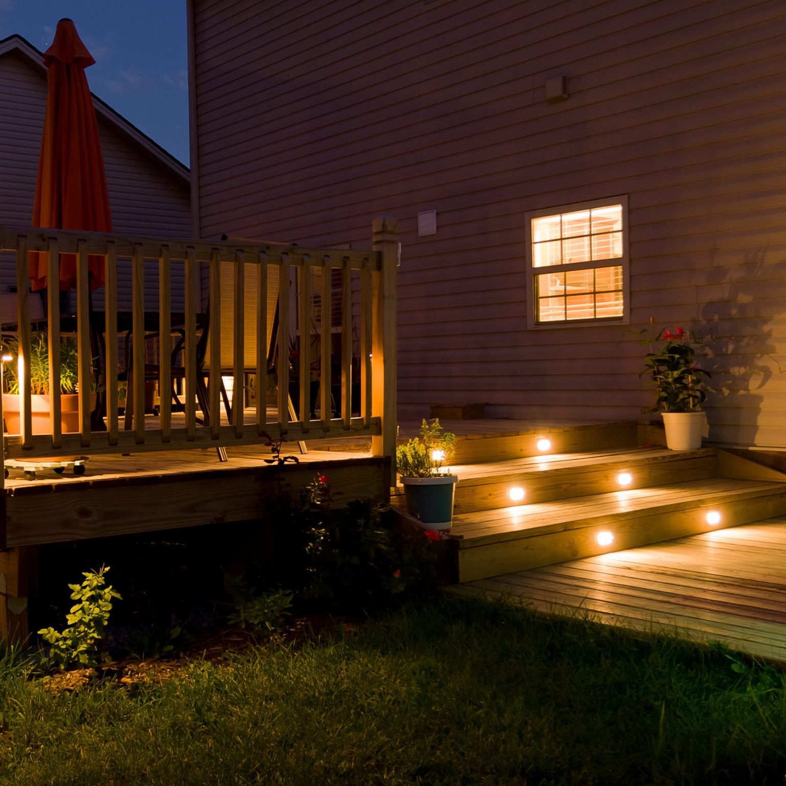 Deck stair lights