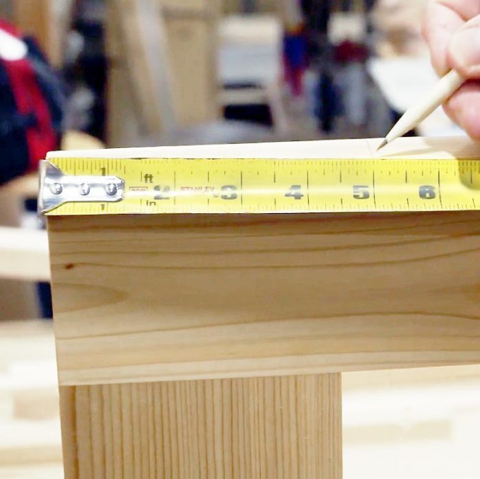 Hinge layout
