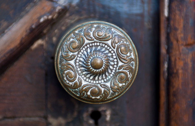 Get a handle on knobs