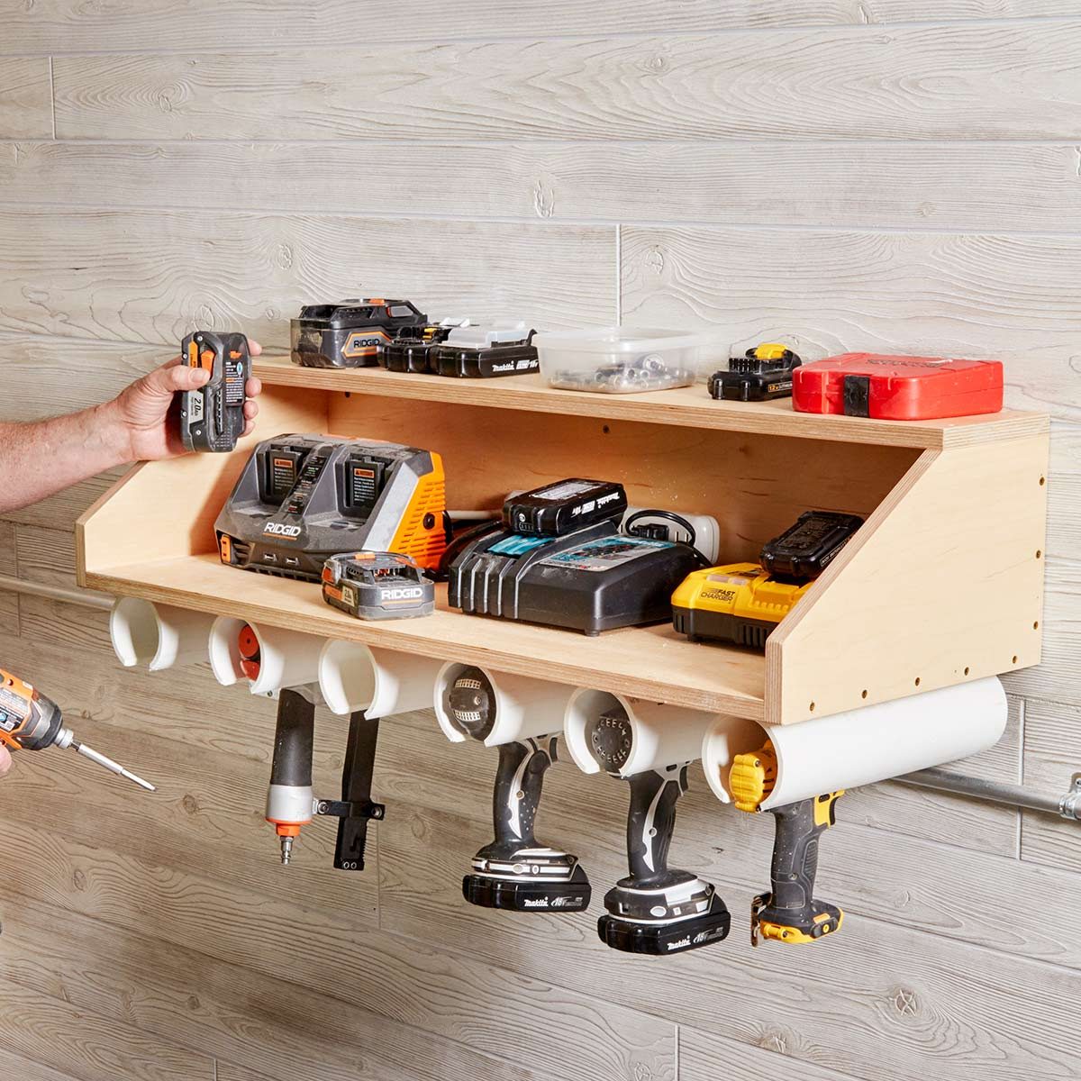 Expanded drill dock organiser