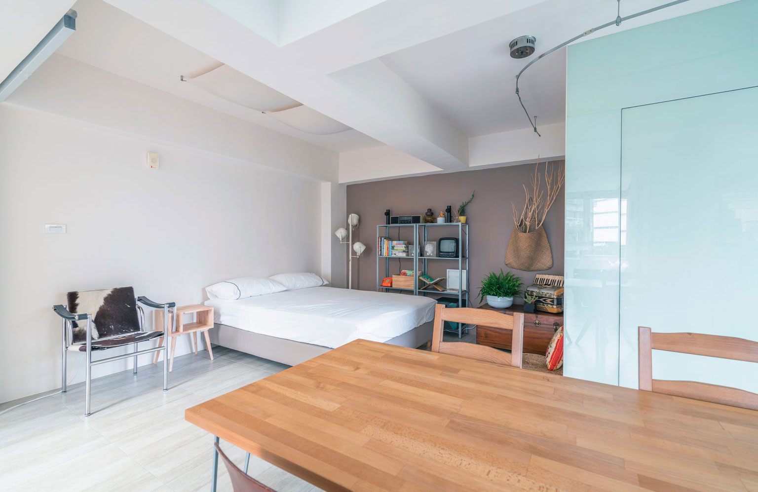 Develop a studio apartment design plan