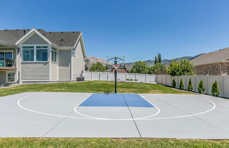 Backyard basketball